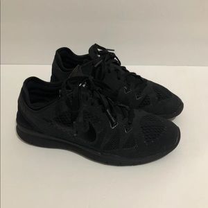 Nike women black shoe size 7